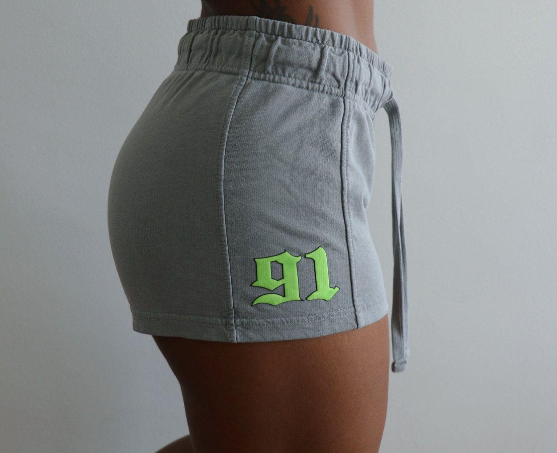 Grey Round Logo Short